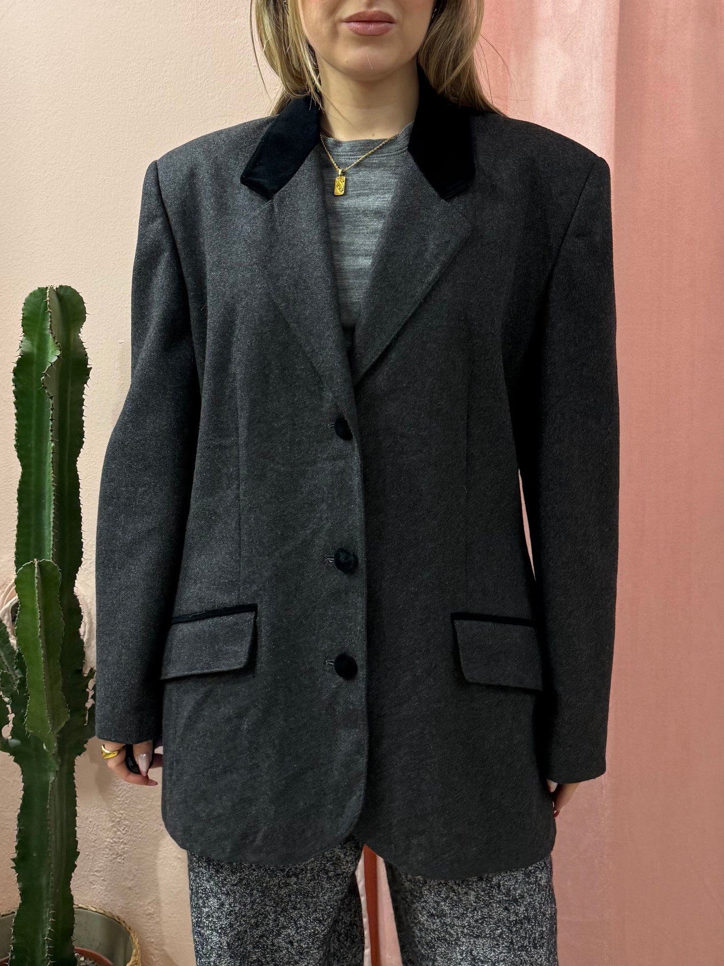 Blazer vintage antracite collo a contrasto nero