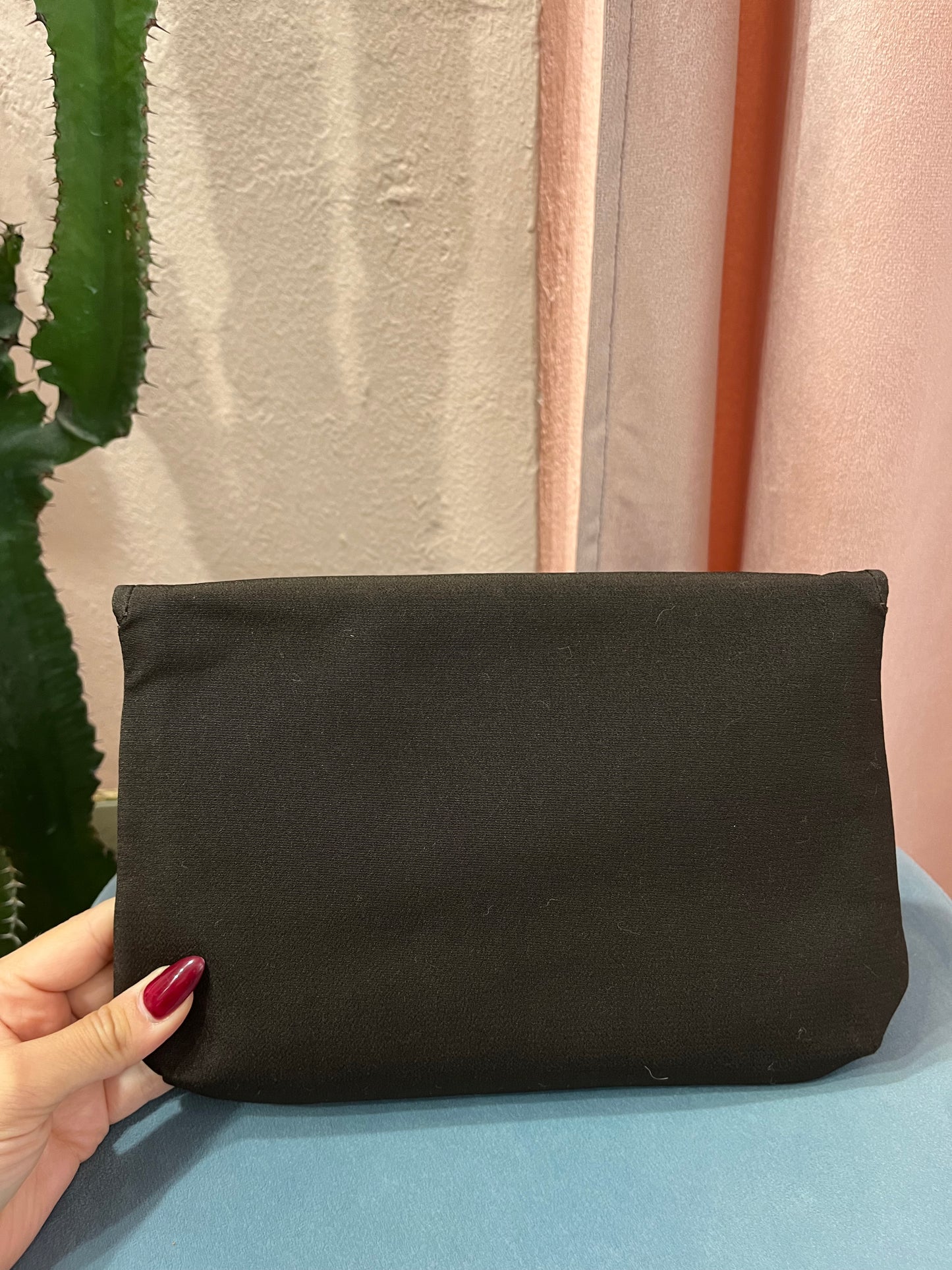 Pochette da sera marrone con tracolla