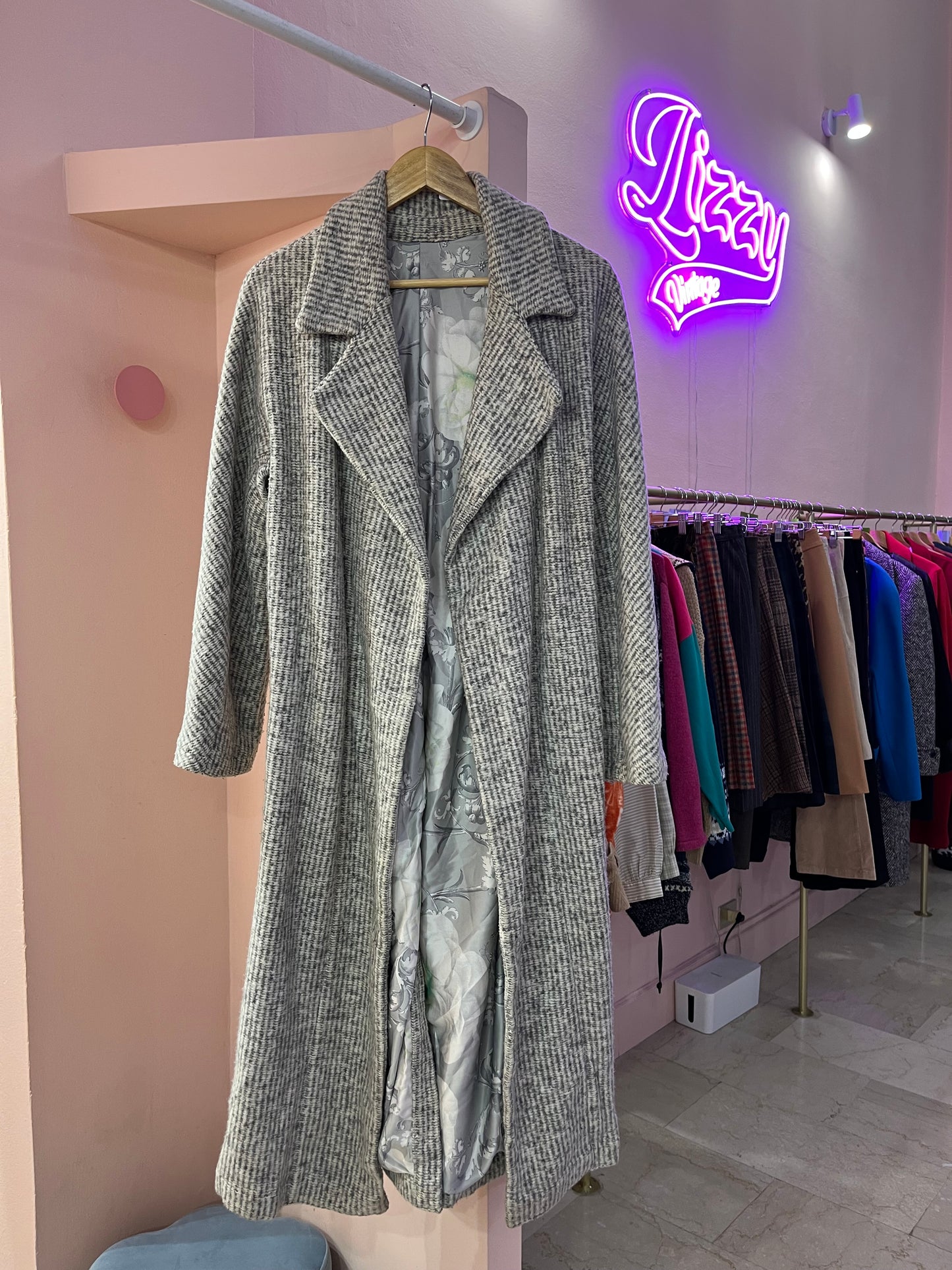 Cappotto modello vestaglia grigio