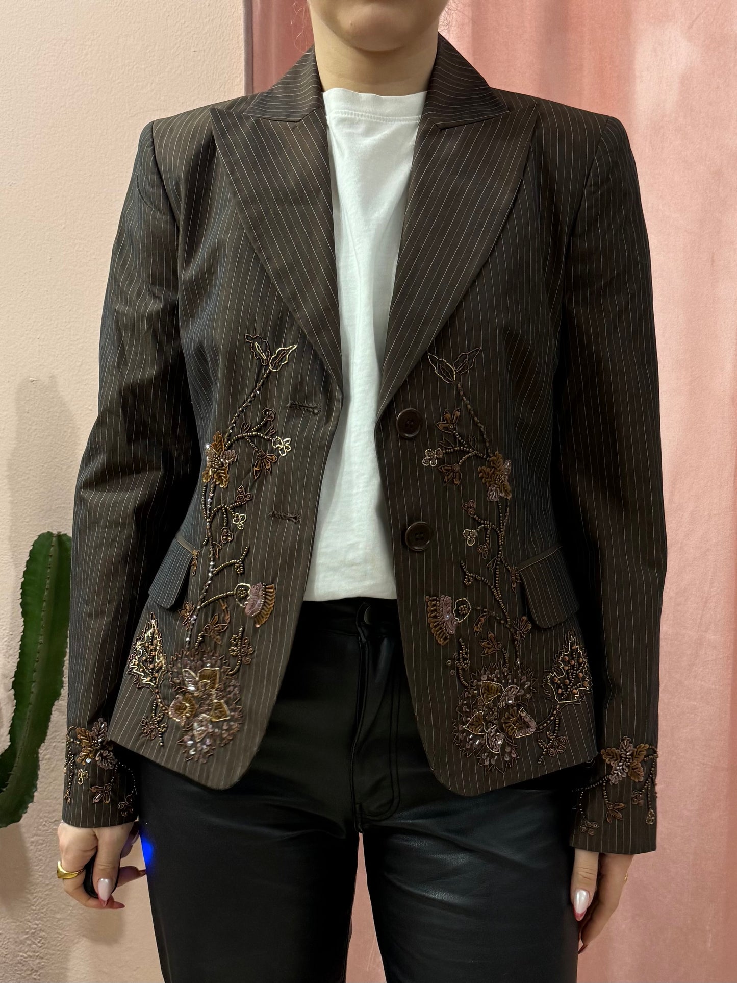 Blazer marrone gessato con paillettes