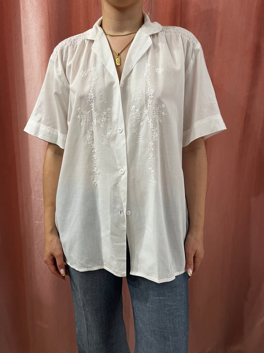 Camicia bianca sartoriale ricamata