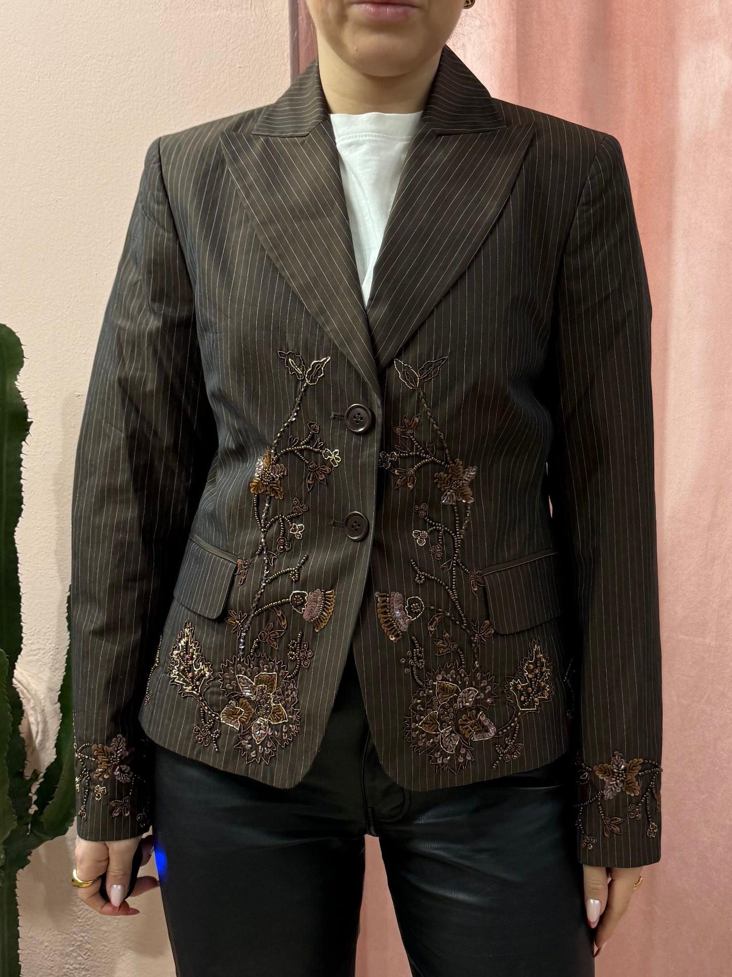 Blazer marrone gessato con paillettes