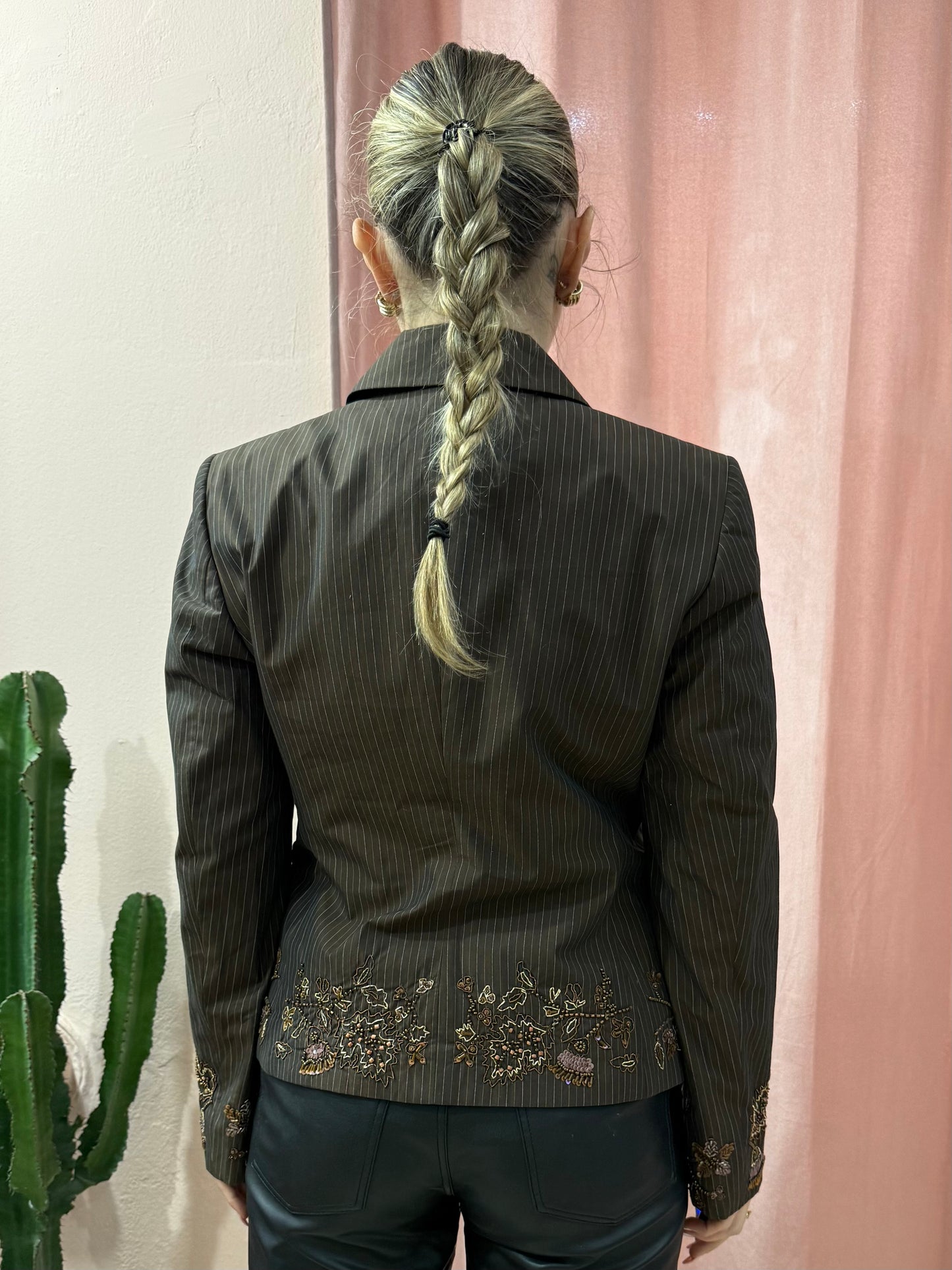 Blazer marrone gessato con paillettes