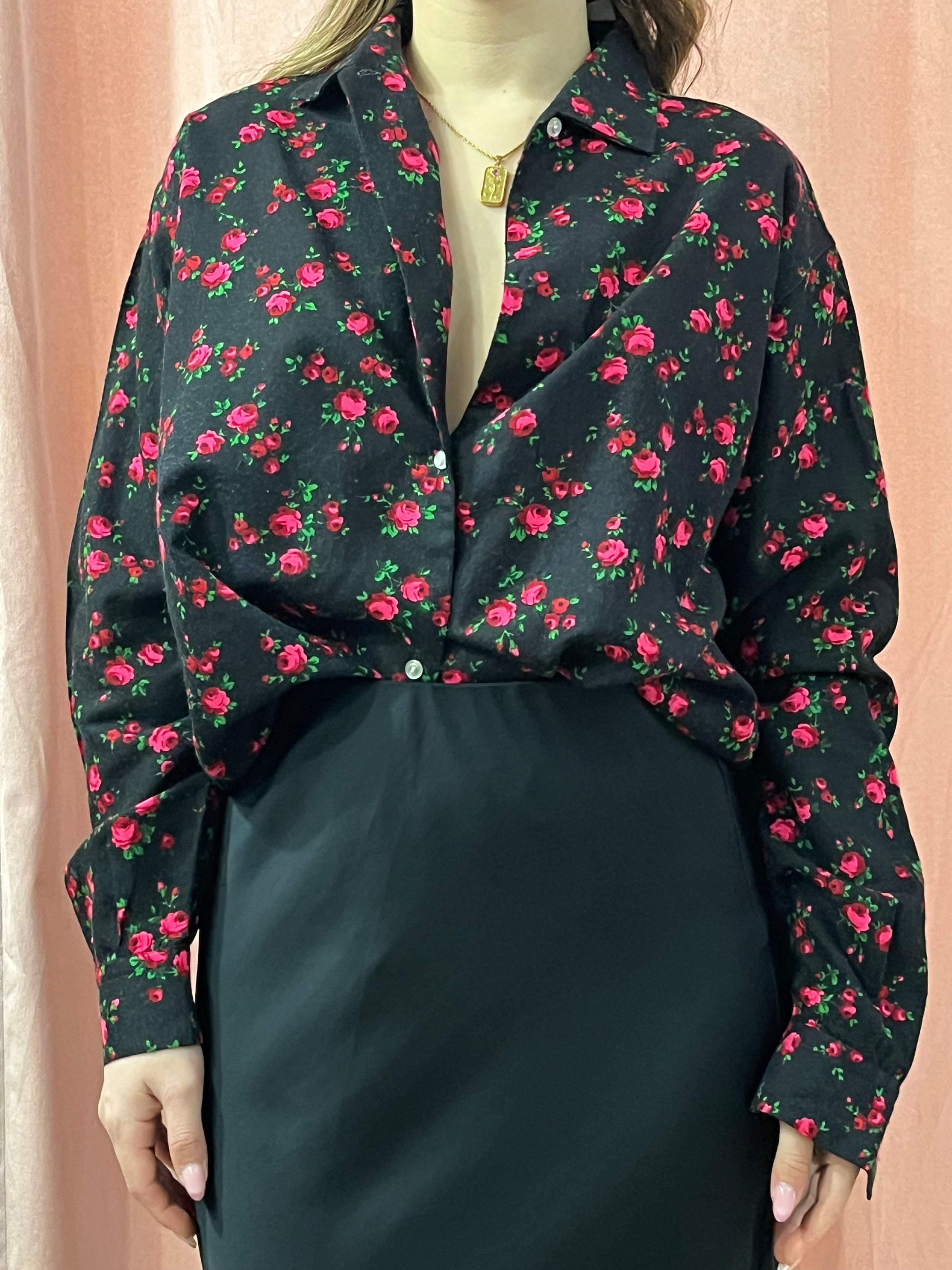 Camicia nera fiorellini fucsia - Lizzy Vintage