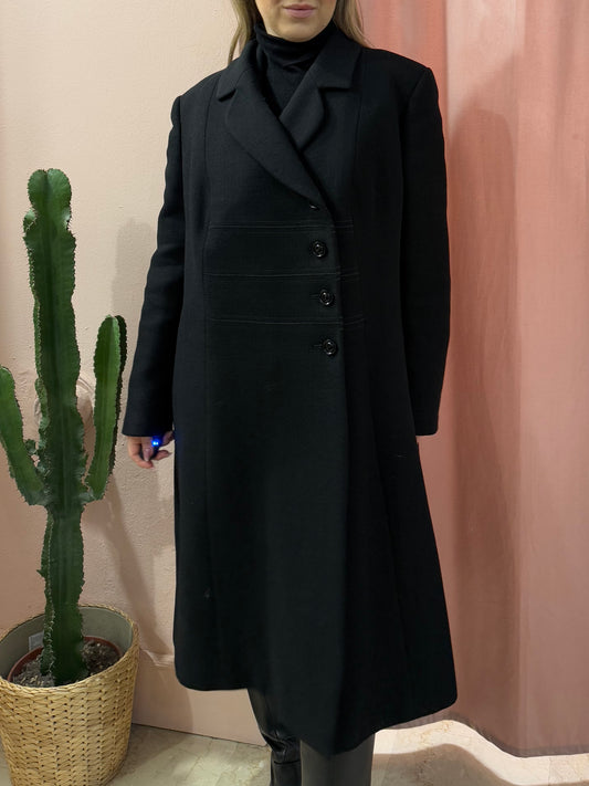 Cappotto nero chiusura laterale