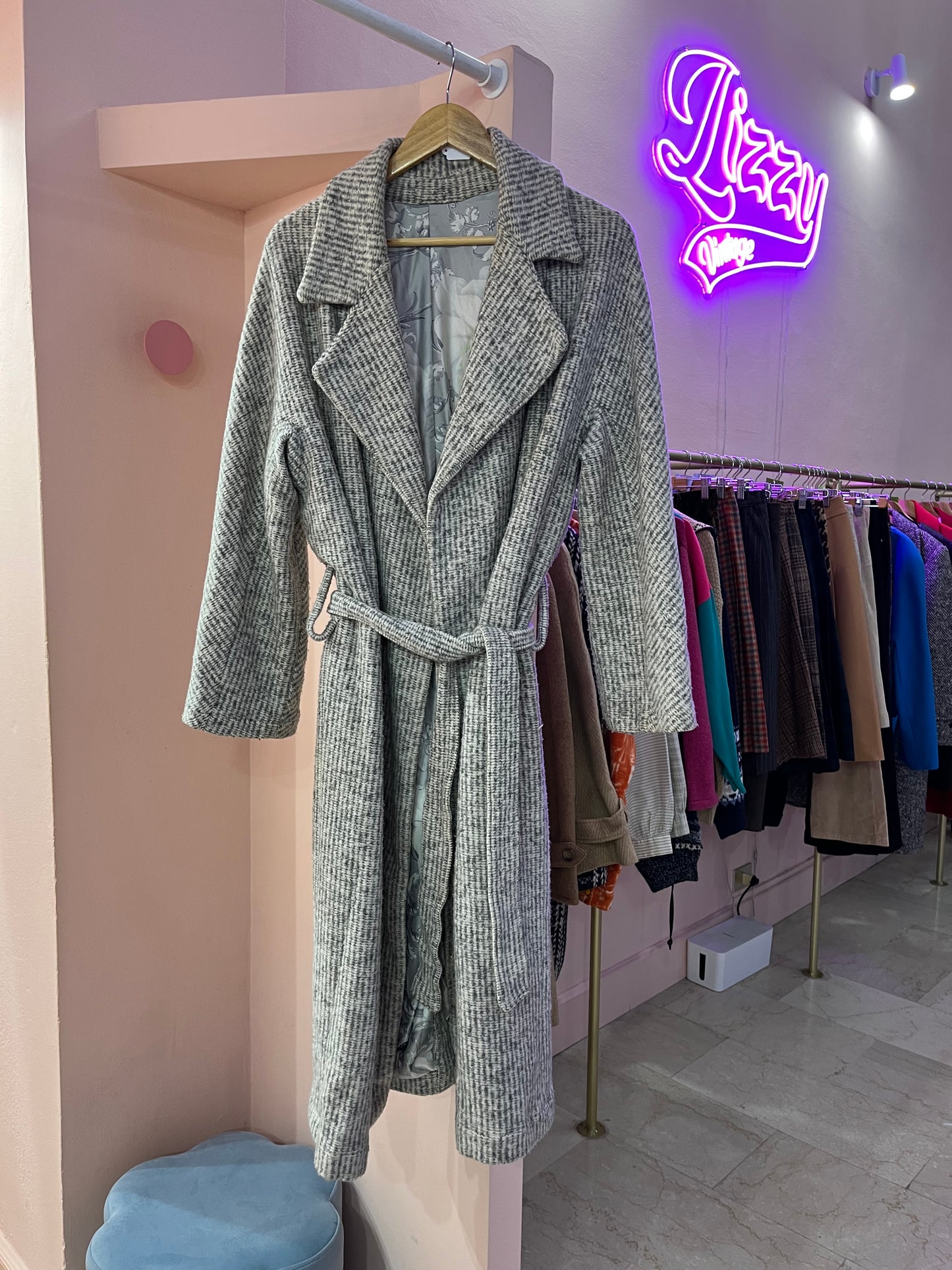 Cappotto modello vestaglia grigio